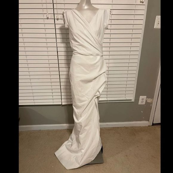 Chiara Boni La Petite Robe Egea Cap-Sleeve Jersey Gown - Picture 3 of 7